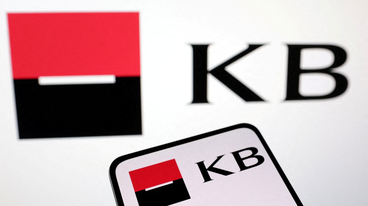 V aplikacích KB se lidem ukazovaly omylem nákupy ve Švýcarsku